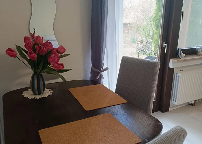 Burgenwelt Im Wilden Sueden *