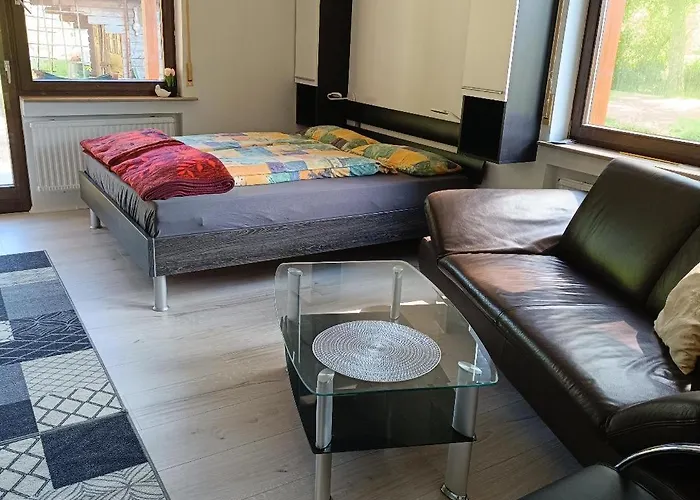 Burgenwelt Im Wilden Sueden * Münsingen